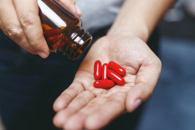 Terlalu Banyak Konsumsi Vitamin B6, Pria Ini Kehilangan Kemampuan Berjalan